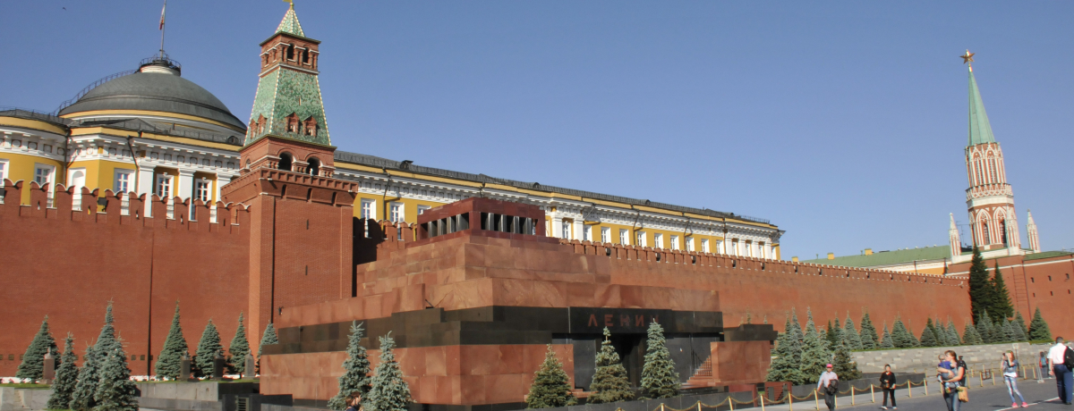 �Ԃ̍L��E�N�����������ӂ�����I���X�N�������ό��P�����f���R�[�X