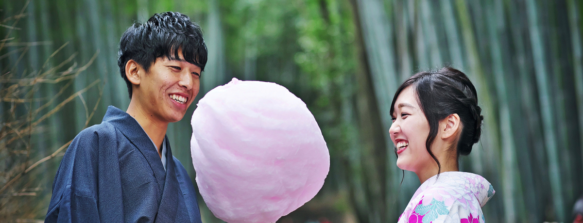 �����ɉf���鋞�ȉَq�I���s�E���R�uzarame�v�ł������Ƀt���t��