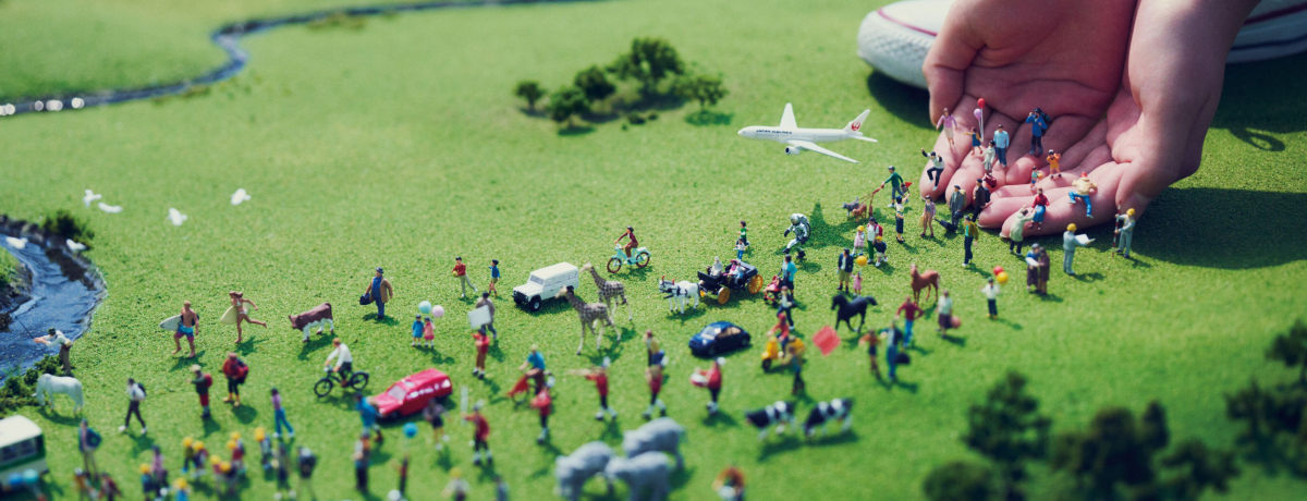 1�^80�̐��E!?�����E�L���uSMALL WORLDS TOKYO�v�ő�`���I