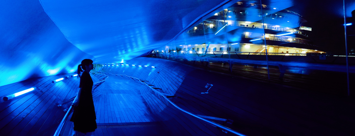 l̐VVѕIBLUE(u[)ǂ芴𖁂ACX^fX|bg闷