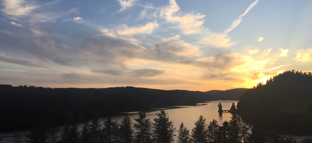 kEF[YΔȂ̐iuCN BEB zeXpv