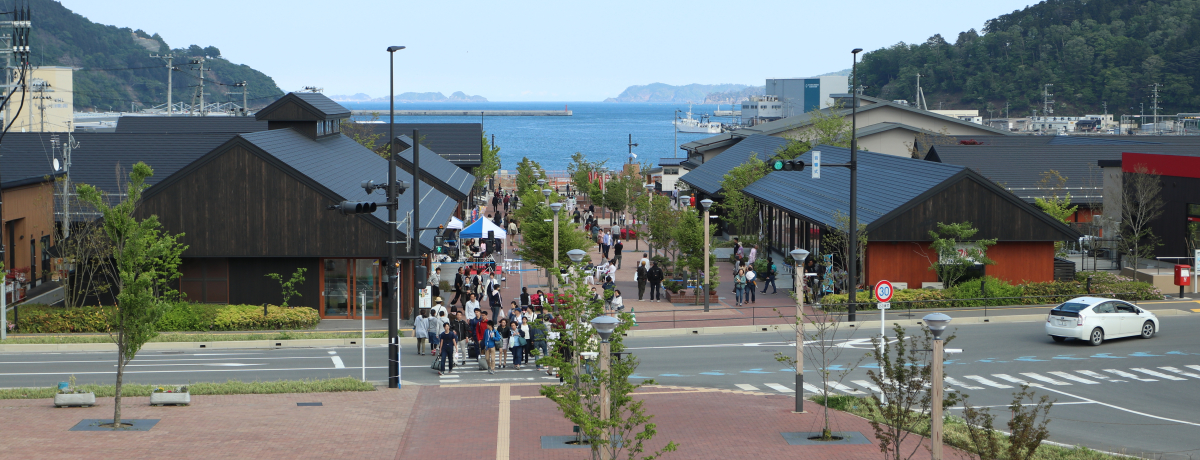 iC̍K߂ĎOEԂŗ悤`JRΊB