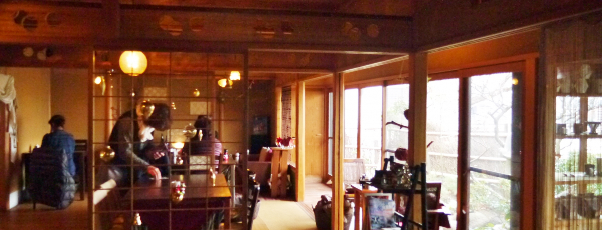 ���{��ɑ���o��̉B��ƃJ�t�F�u�c�L�R���v�E�C��]�ޒ����ł��������ɏ�R�[�q�[�I