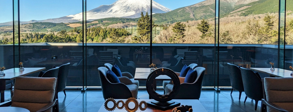 �u�x�m�X�s�[�h�E�F�C�z�e���v�͓��{���㗤�́g�A���o�E���h �R���N�V���� by Hyatt�h