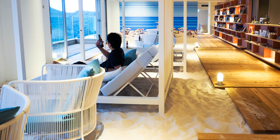 ���샊�]�[�g���B���]�i�[���M�C�ɃI�[�v��������l�����u��ɕ����ԃr�[�`�v���ō�������I