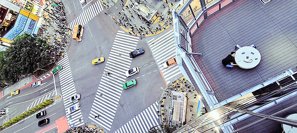 aJXNu_ ŐEłP̐iʐ^ICROSSING VIEW