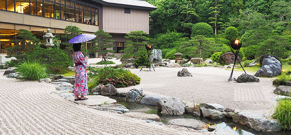 �����E�ʑ�����u�Ȑ��̒� �z�e���ʐ�v�͈�l���ł������R�X�p�I