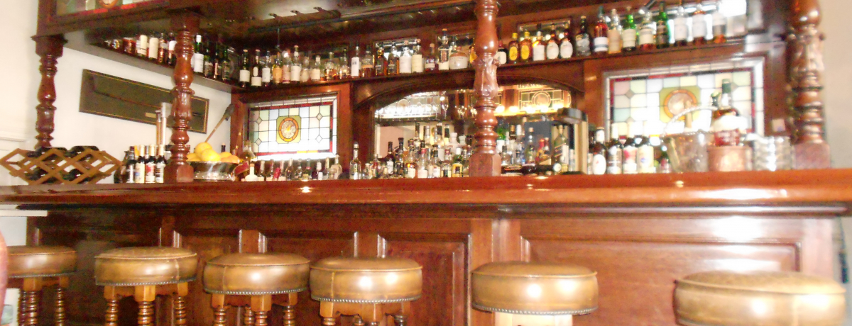 V[bNEz[Y̐Eς킦_ˈِlفupفv