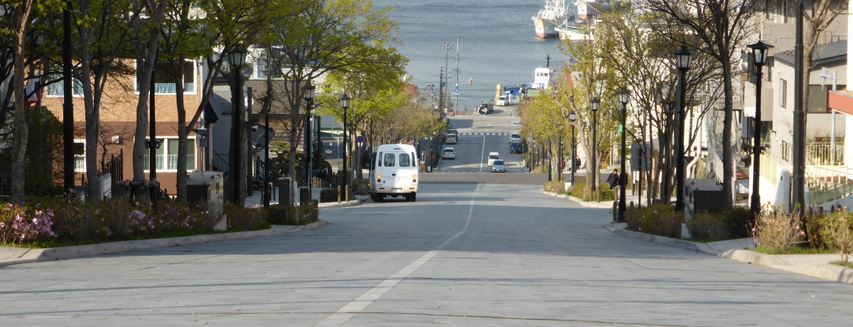 �吳�E���a����̖ʉe���c�����g���ȊX�A���كx�C�G���A���X����