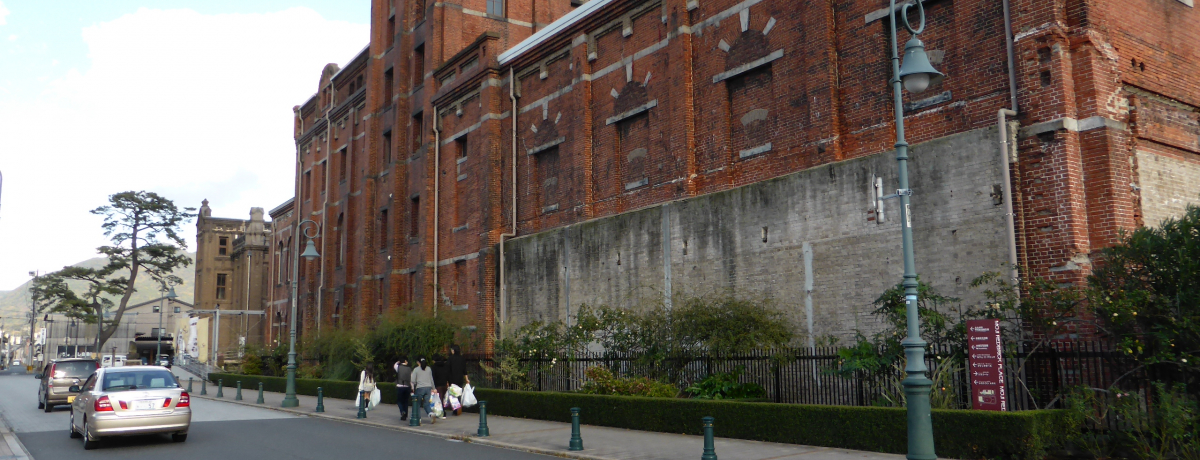 �k��B�u��i�ԗ����v���C�X�v�͂P�O�O�N�̎����ςݏオ�����u�ߑ㉻��Y�v