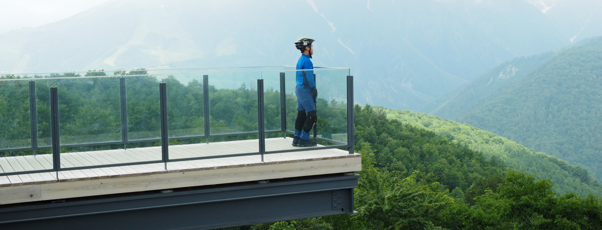 ��i�e���X�uHAKUBA MOUNTAIN HARBOR�v�Ŕ��n�̎R�x��i���y����