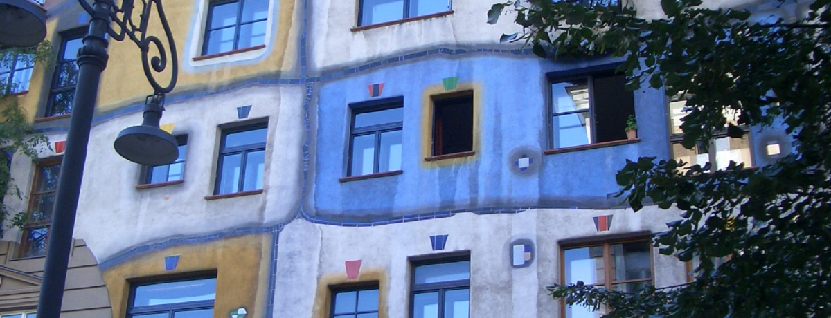 �܂�ŊG�{�̉�?�I�E�B�[���̃K�E�f�B�u�t���f���g���@�b�T�[�v���z