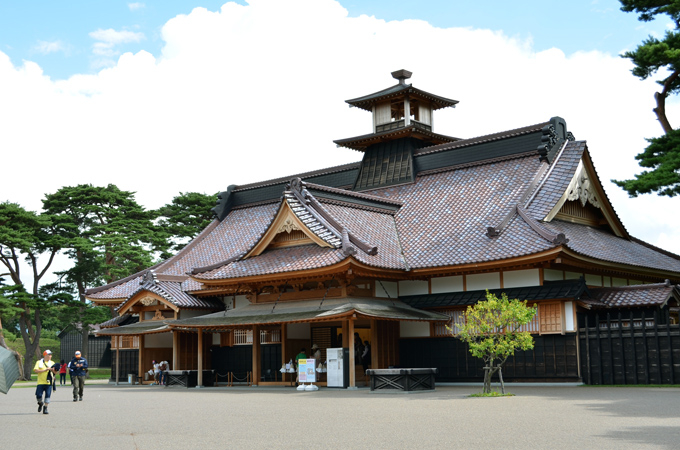 �ܗŊs�̐V�������ǂ���I140�N�̎����o�Ă�݂����������ٕ�s��