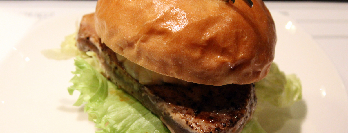 �u�_�O�Y�E�o�[�K�[�v�͋{�Ó��̐�i�n�Y�n���o�[�K�[�I