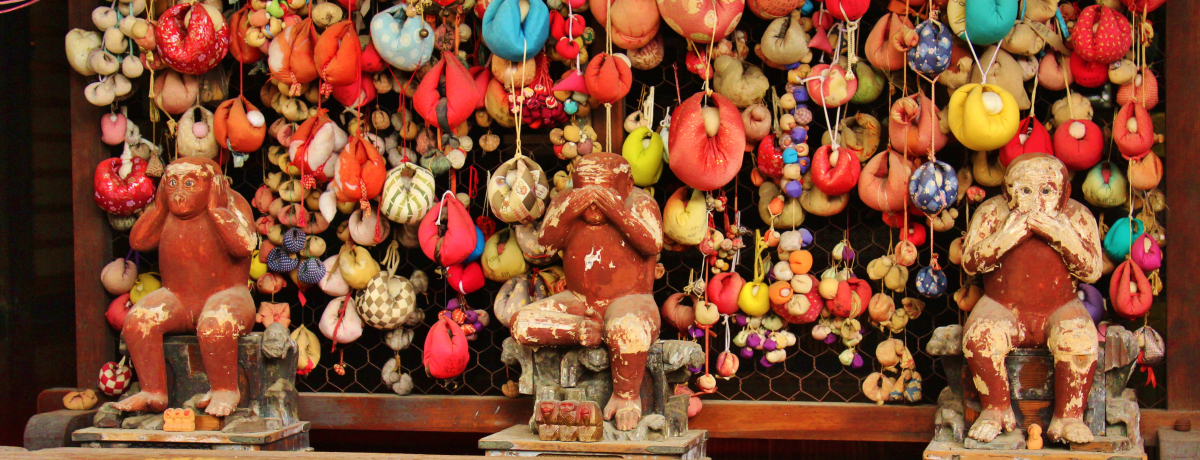 �������񂪂����ς��I���R�u����M�\���v�͋��s�̉��̎��I