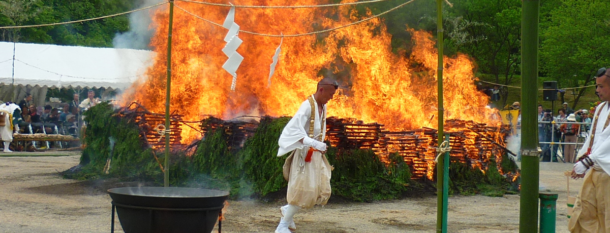 �f���ŉ΂�n��C�s�̌��I�ē���얀�����C�R��Γn��Ձ@�F�s�{�s