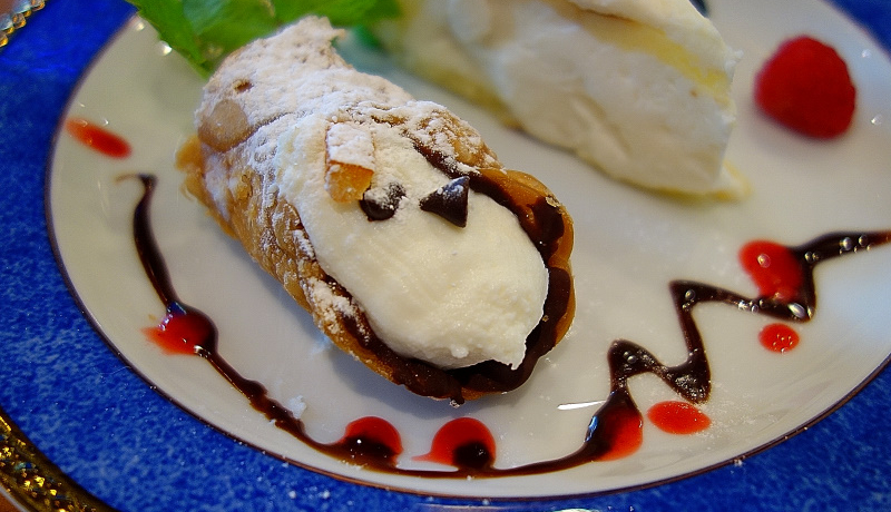 �}�t�B�A����p�B�I�T�؍�u�j�[�m�J�t�F�v�ŃV�`���A�h���`�F