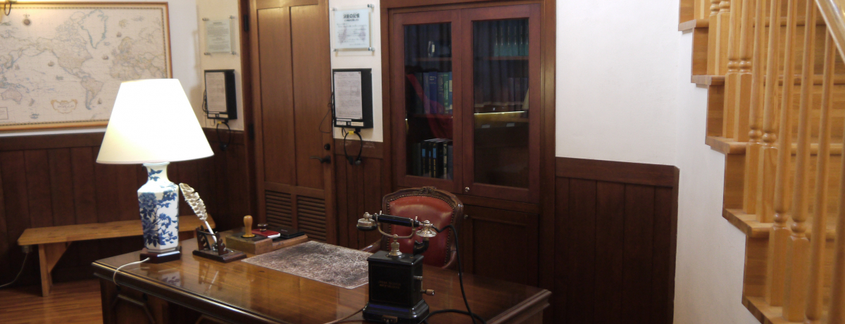 �u���̃r�U�v�𔭍s���������琤�̌̋��I�򕌌����S�Â�