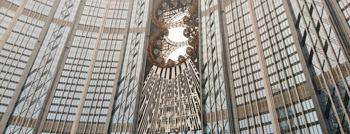 �A�W�A��̍������ւ�I�X�^�W�I�E�V�e�B�E�}�J�I�W�̎��^�ϗ���