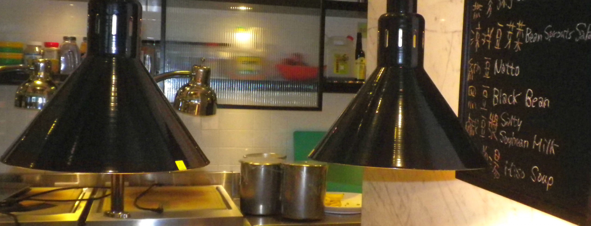 �썑���[�h���ӂ�鍂�Y�̃z�e���Ŗ��키�����̒��r���b�t�F�I