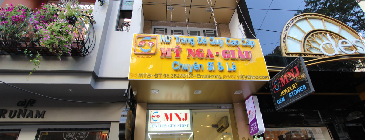 �z�[�`�~���ŃA�I�U�C���l�ɁI�ʐ^�فu�~�X�E�T�C�S���E�X�^�W�I�v