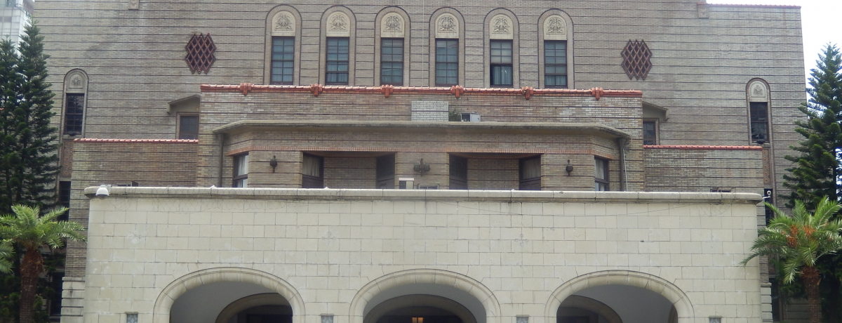 ���{�Ƒ�p�̗��j�̕���u���R���v�Ōe���̃J�t�F�^�C���͂������H