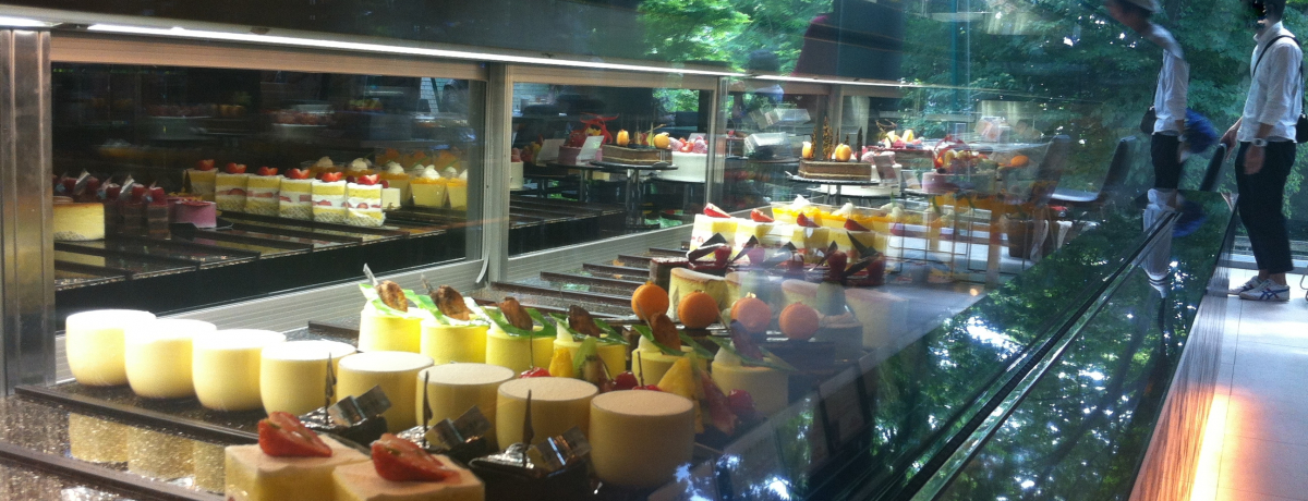 ����s�̔��p�قŐ��E�I�p�e�B�V�G�E�Ҍ����[���̋ɏ�X�C�[�c�𖡂키