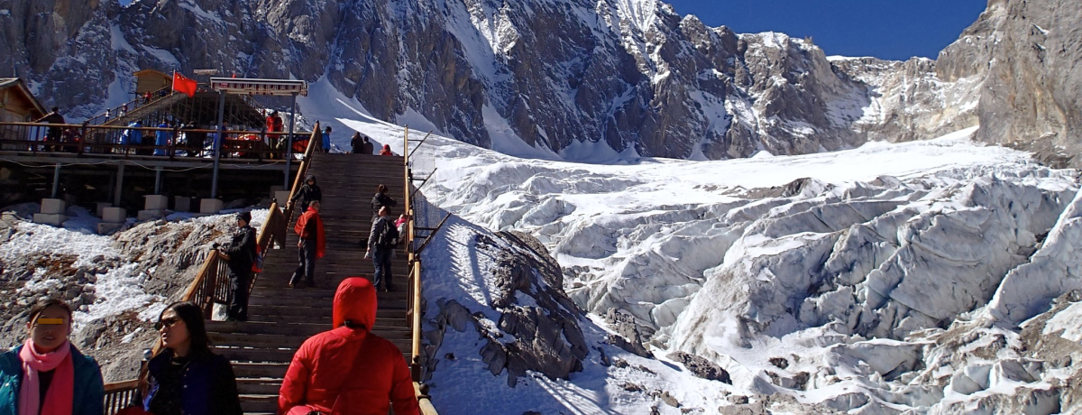 Ŗkœ[̕X͂I_Ȃ̗uʗRv