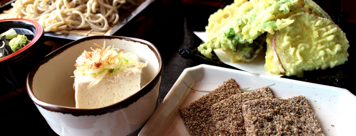 �����������{�̌̋��I���Áw�O��ȉƏW���x�Łw�͂��Ƃ��x�𖞋i