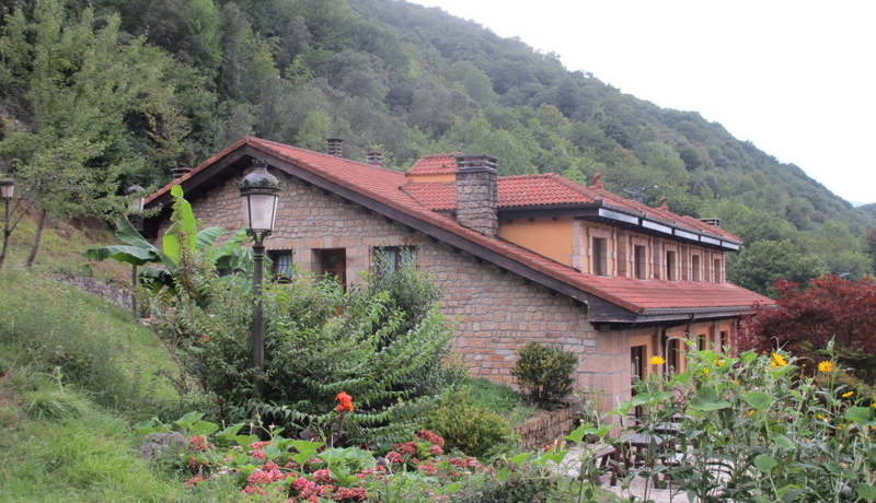 �X�y�C���̃g���b�L���O�̃��b�J�I�u�A���i�X�E�f�E�J�u�����X���v�ƃv�`�z�e��