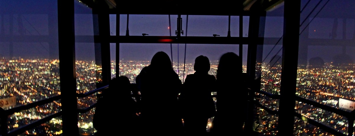 ���{�V�O���i�s�s�E�D�y�I�������A���鑔��R�͖�i�f�[�g�ɃI�X�X��