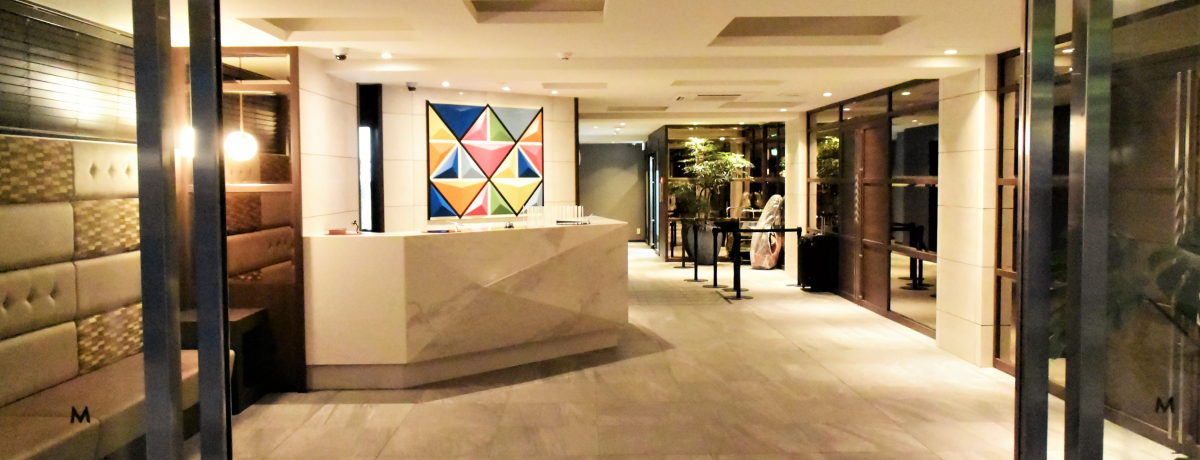 �u�z�e�� �G���Y�E�G�X�g�l���G�ہv�͋��s��l���E�J�b�v���Ɋ��������n���Q�f�U�C�i�[�Y�z�e��