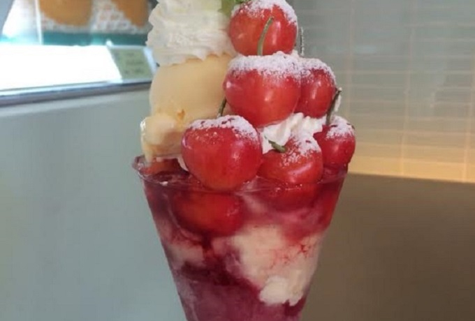 �����E��O�����u�t���[�^�X�v�ŋ��ɂ̃t���[�c�p�t�F�I�������ڂⓍ�̊Ö��Ɋ����I