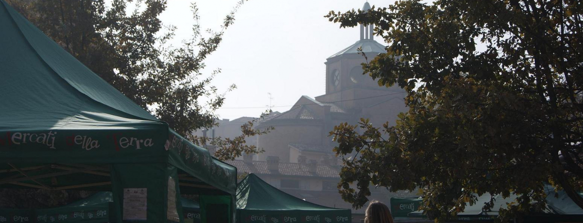 �H�ʂ������̂��y�Y�i�Ȃ�c�{���[�j���E�X���[�t�[�h�̎s��ցI