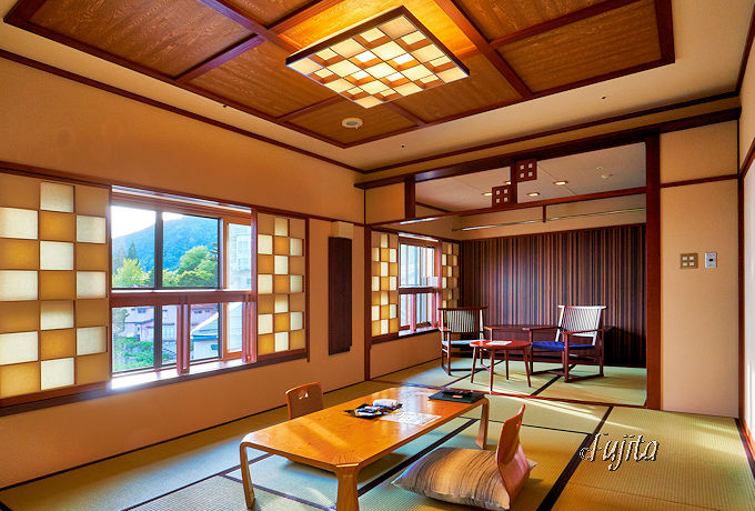 n1000N̘V܁Iu݂◷فvœ߂O