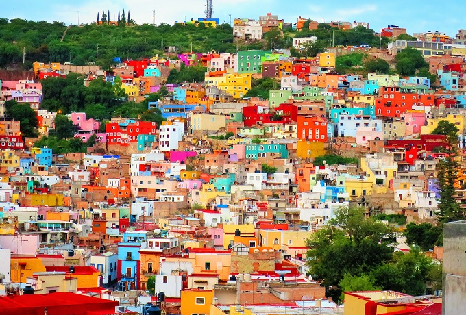 メキシコ　グアナフアトの風景 まるでレゴ！メキシコ・カラフルな世界遺産の街「グアナファト