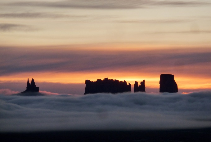 Ȃ鍻̓Eăjgo[uS[fBOXbWvȂ߂錶zIȒz