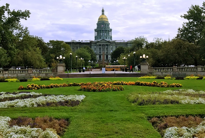 W1600̉ssIRhBfo[όn15I