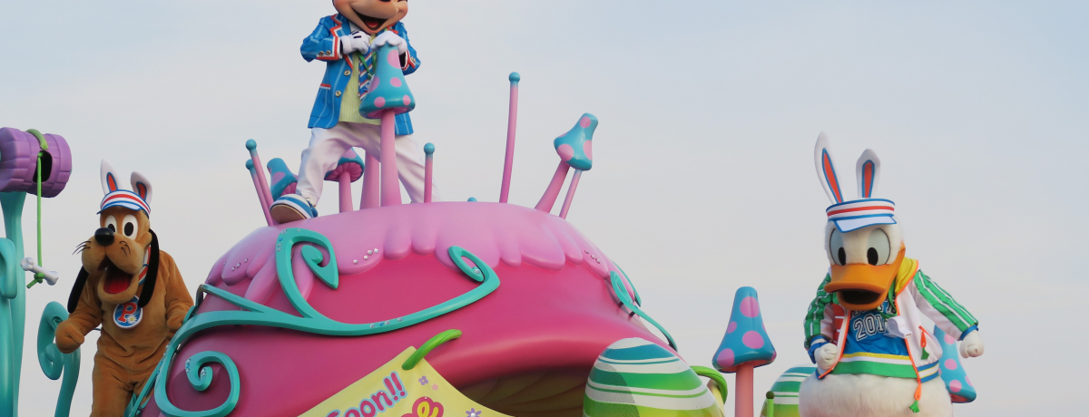 �tࣖ��I�����f�B�Y�j�[�����h�u�f�B�Y�j�[�E�C�[�X�^�[2016�v�ł������ɕϐg���ĐS���W�����v�I