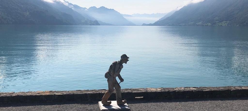 �X�C�X�E�C���^�[���[�P���x�O�u�u���G���c�΁v�����̗V�������U��