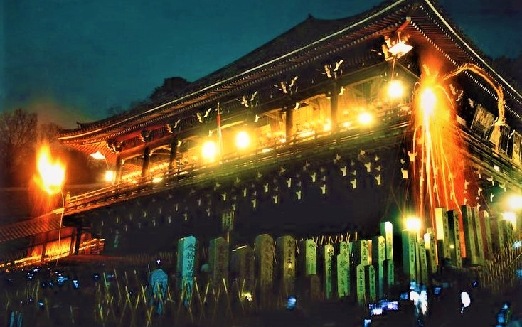 古都に春を呼ぶ！奈良東大寺、二月堂のお水取り（修二会