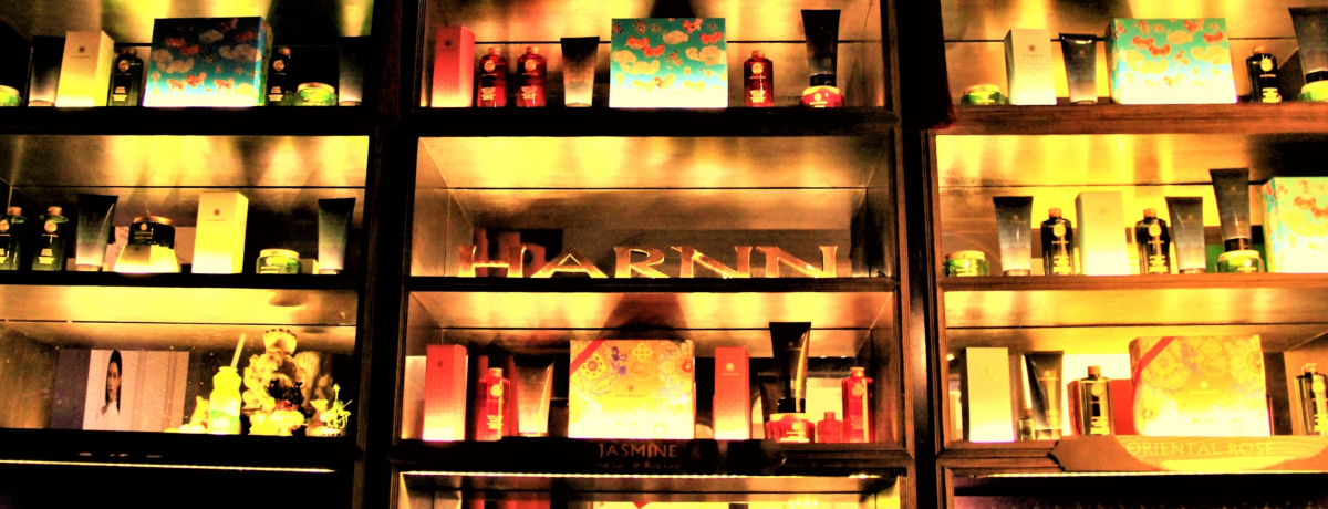 qɐlC^CyYIeEXpAA}RX̃^CyYLO