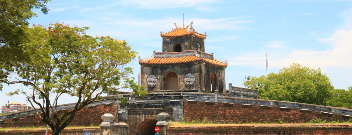 �Ós�̗��D�I�x�g�i���̋��s�A�t�G�ό����������߂ȂT�̗��R