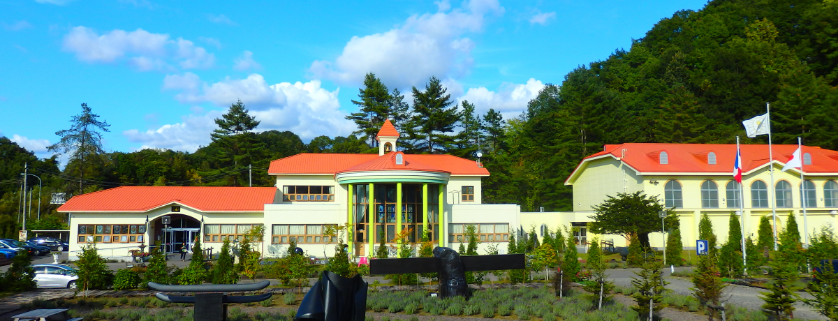 �k�C���̔p�Z�Ղɐ��E�ő�̖��ʉ�I�u���z�̐X�f�B�}�V�I���p�فv