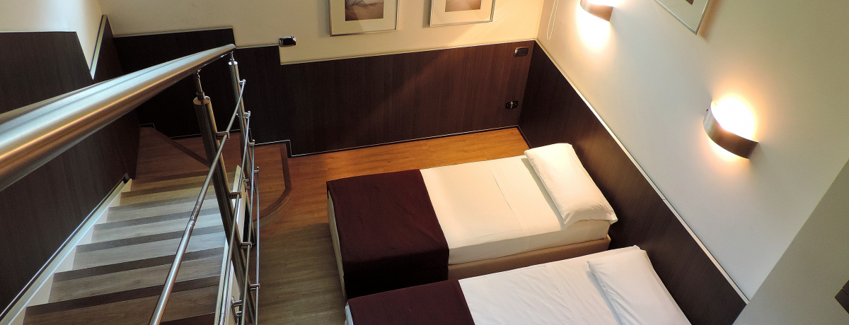 idȂo`Js߂̃_4uKl zev