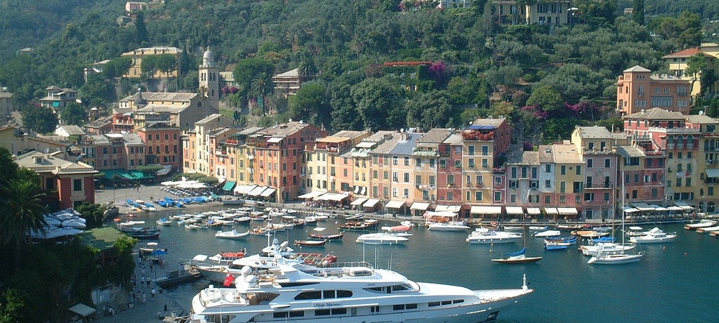 �B���Ă��������C�^���A�̏����ȃ��]�[�g�A�|���g�t�B�[�m