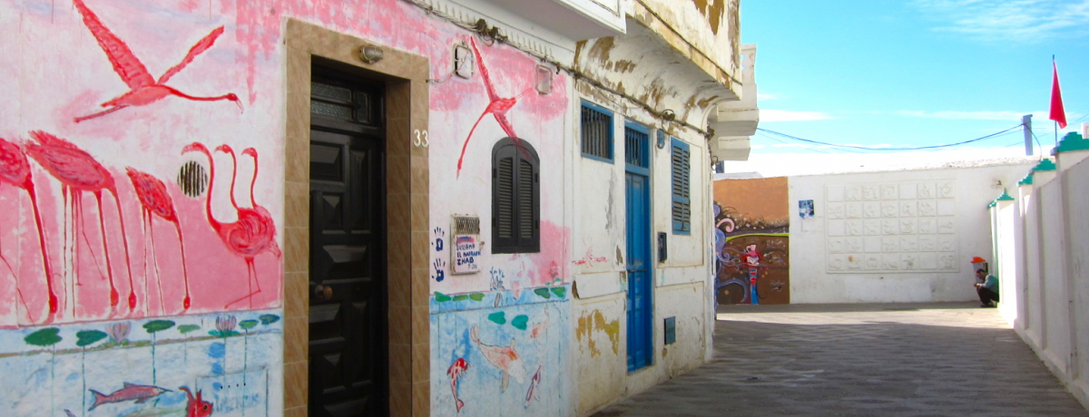 ���N���i���ς��A�[�g�ȊX�I�����b�R�̍`���A�V��