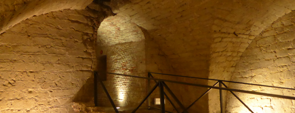 xM[ɂ̉{InɖuCOUDENBERGv