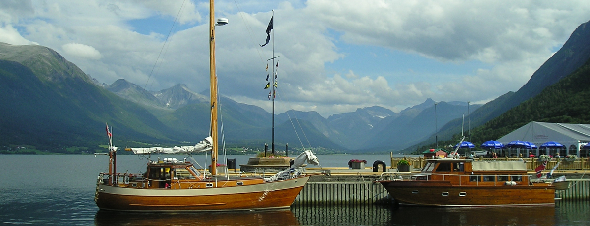 ĩmEF[ES[f[gI鋫uKCQv̓[g̒SI