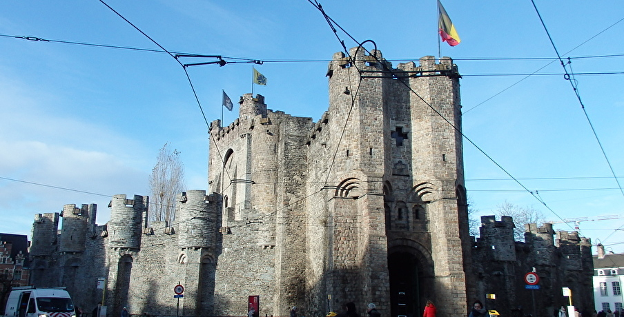 xM[̔ÓsQguth̋vŒ̐E